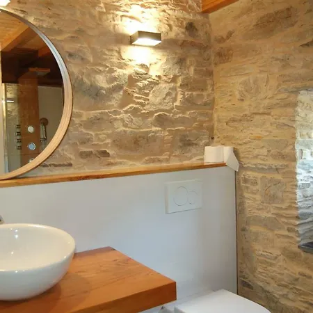 A Tonera Apartmán *